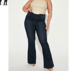 Fashion Nova Deep In My Soul Flare Jeans 14 Plus Dark Denim NWT High Rise